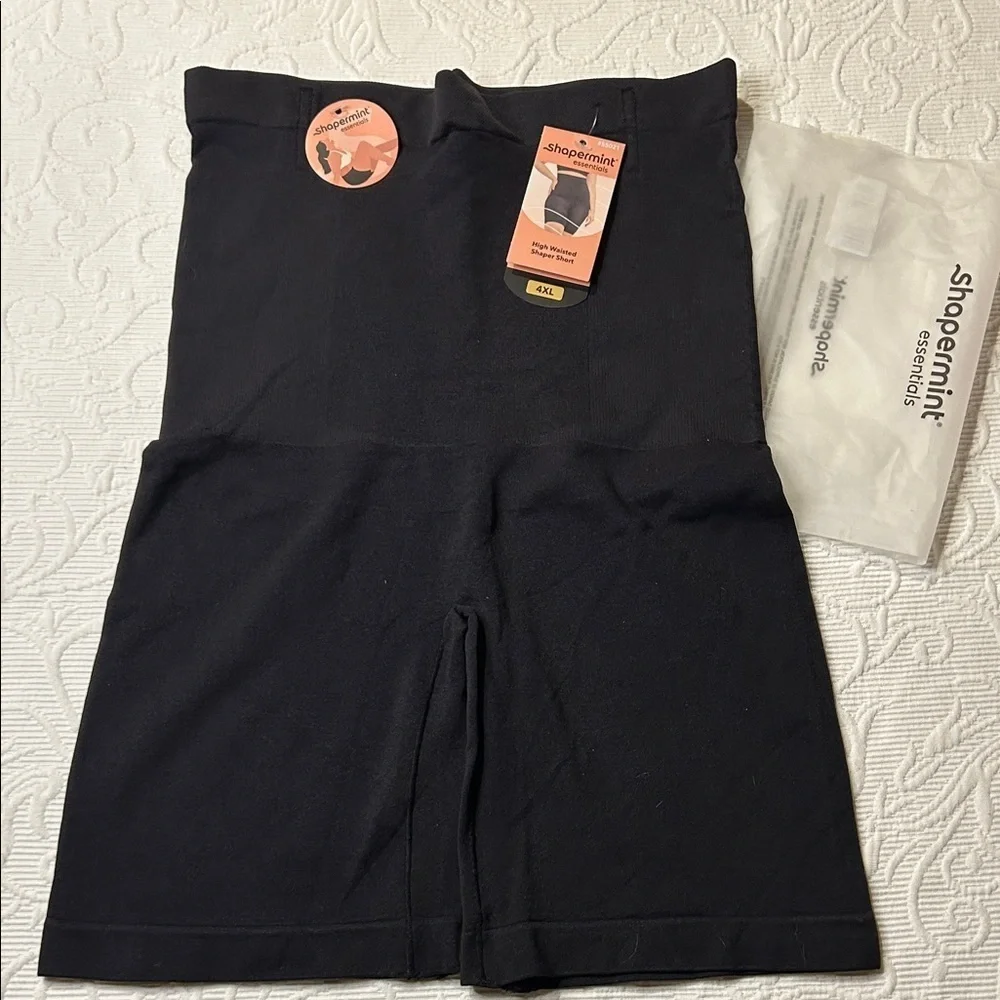 Shapermint Essentials Black Shaping Shorts. Shapewear. NWT